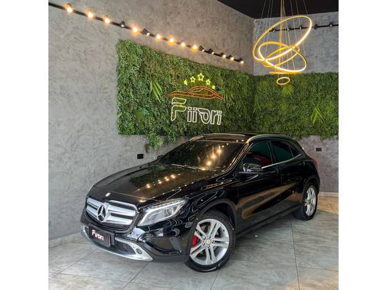 MERCEDES-BENZ GLA 250 2.0 16V TURBO GASOLINA SPORT 4P AUTOMÁTICO MERCEDES-BENZ GLA 250 2.0 16V TURBO GASOLINA SPORT 4P AUTOMÁTICO